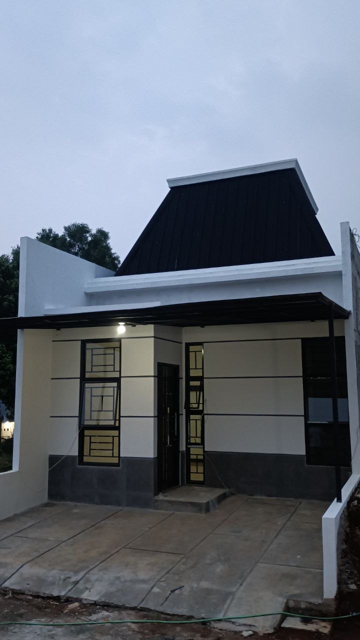 Gerbang masuk perumahan Pamulang Premiere Pamulang Barat